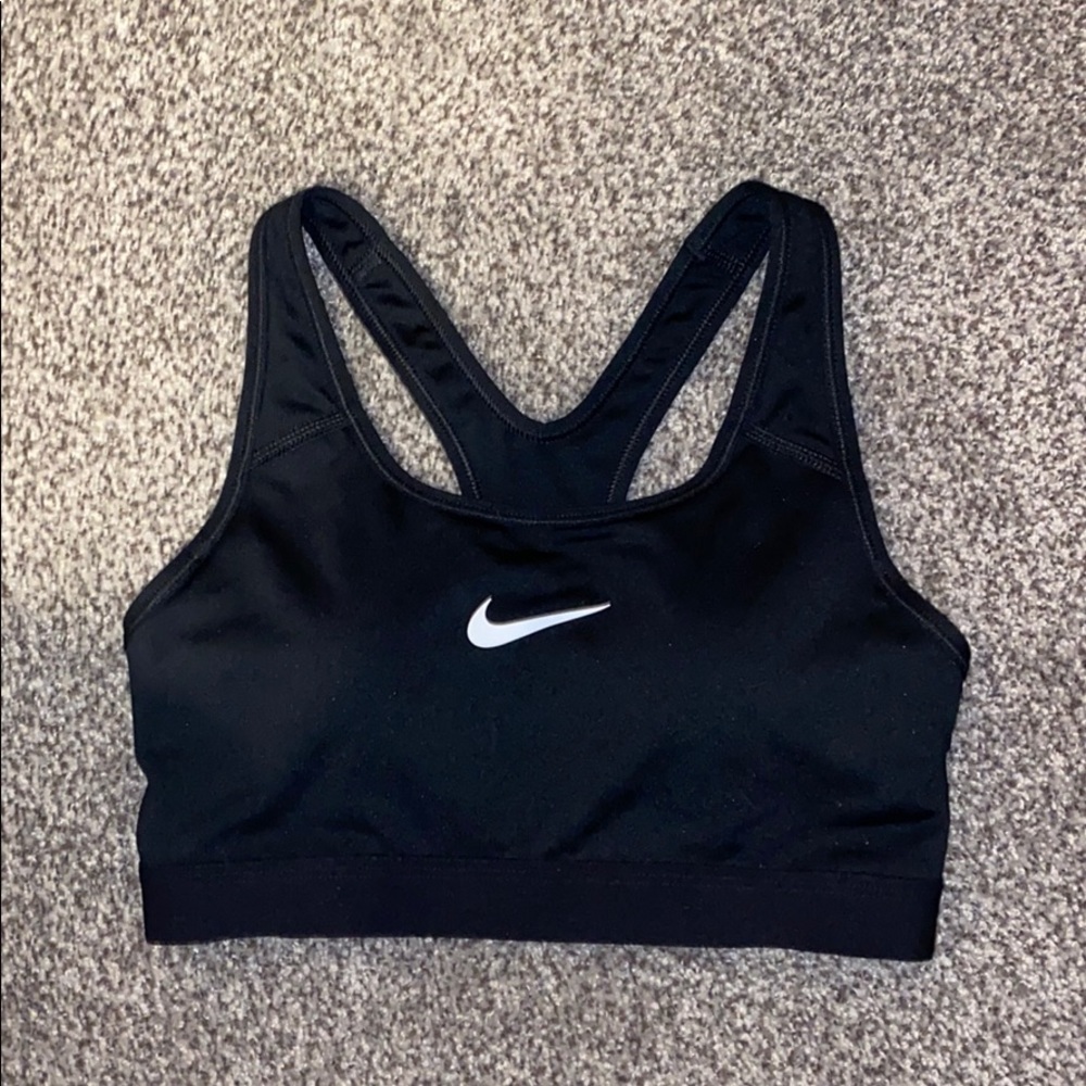Black Nike sports bra